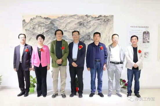 李刚山水画作品展在甘肃临洮举办190.png